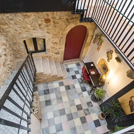 Stema Luxury Escape, Rooftop Jacuzzi & Panoramic Views أتسيبوبولو